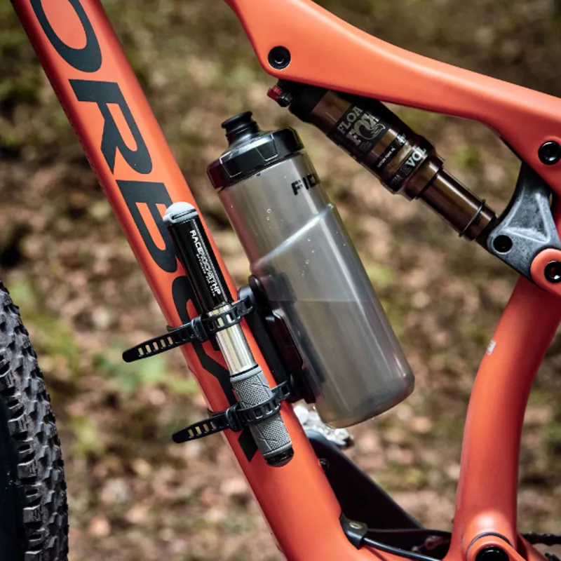 Fidlock Universal Bike/Frame Mount For TWIST Bottles - Image 5