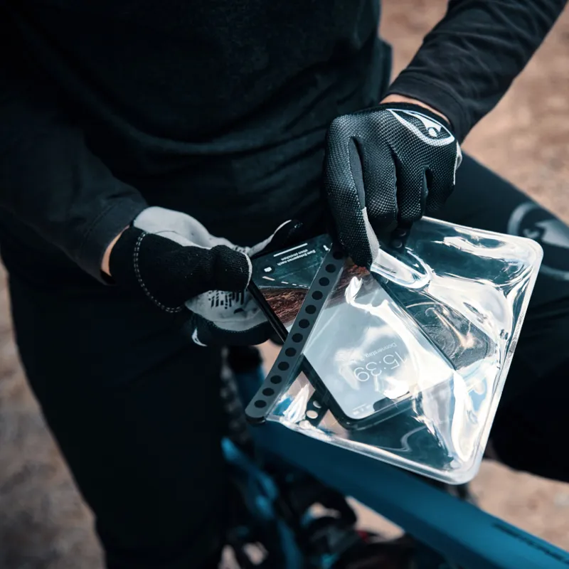 Fidlock VACUUM Uni 6.5 - 6.9 Inch Phone Case - Black