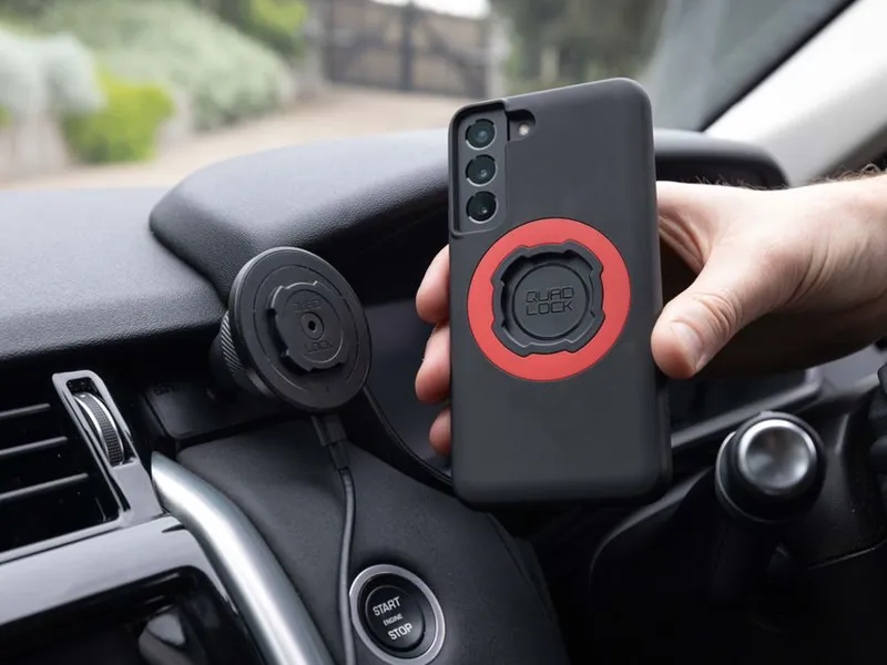 Quad Lock MAG Wireless Charging Head For Car/Desk- Black - Image 5