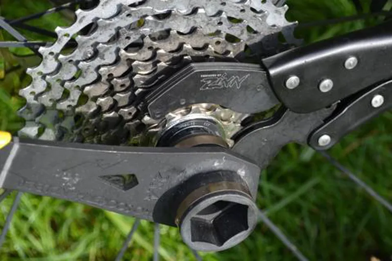 Pedros Bottom Bracket / Cassette Socket Campagnolo