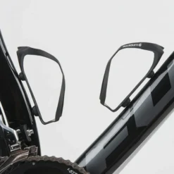 Blackburn Cinch Carbon Fibre Water Bottle Cage