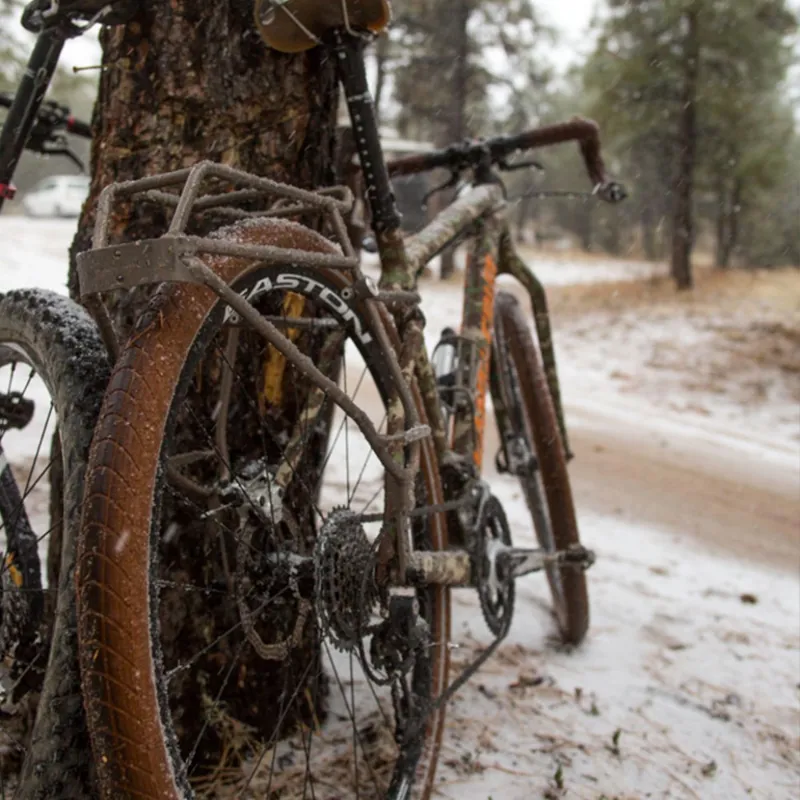 Blackburn Outpost Rear Pannier Rack - Titanium - Image 4
