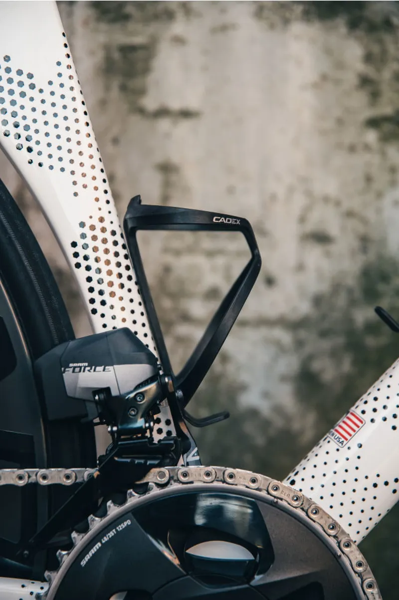 Cadex Water Carbon Bottle Cage - Black - Image 10